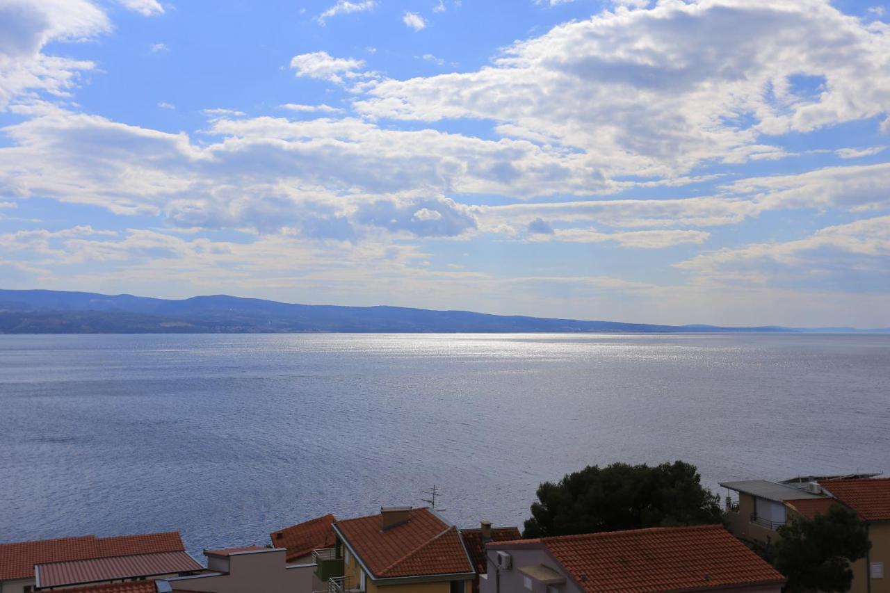 Apartments By The Sea Nemira, Omis - 17039 Tice Ngoại thất bức ảnh