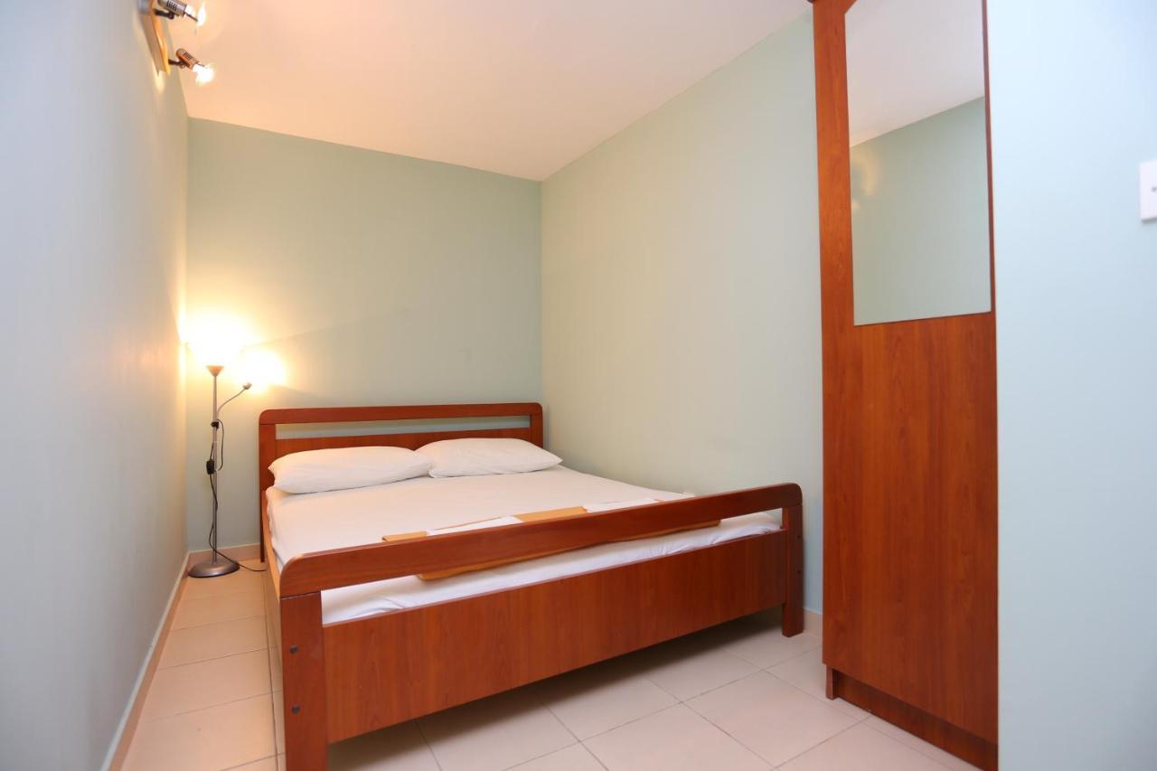 Apartments By The Sea Nemira, Omis - 17039 Tice Ngoại thất bức ảnh