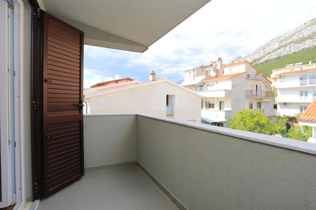 Apartments By The Sea Nemira, Omis - 17039 Tice Ngoại thất bức ảnh